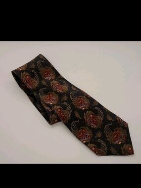 UNGARO PARIS 100% SILK MADE IN ITALY GEOMETRIC RUST/BLACK/GOLD TIE